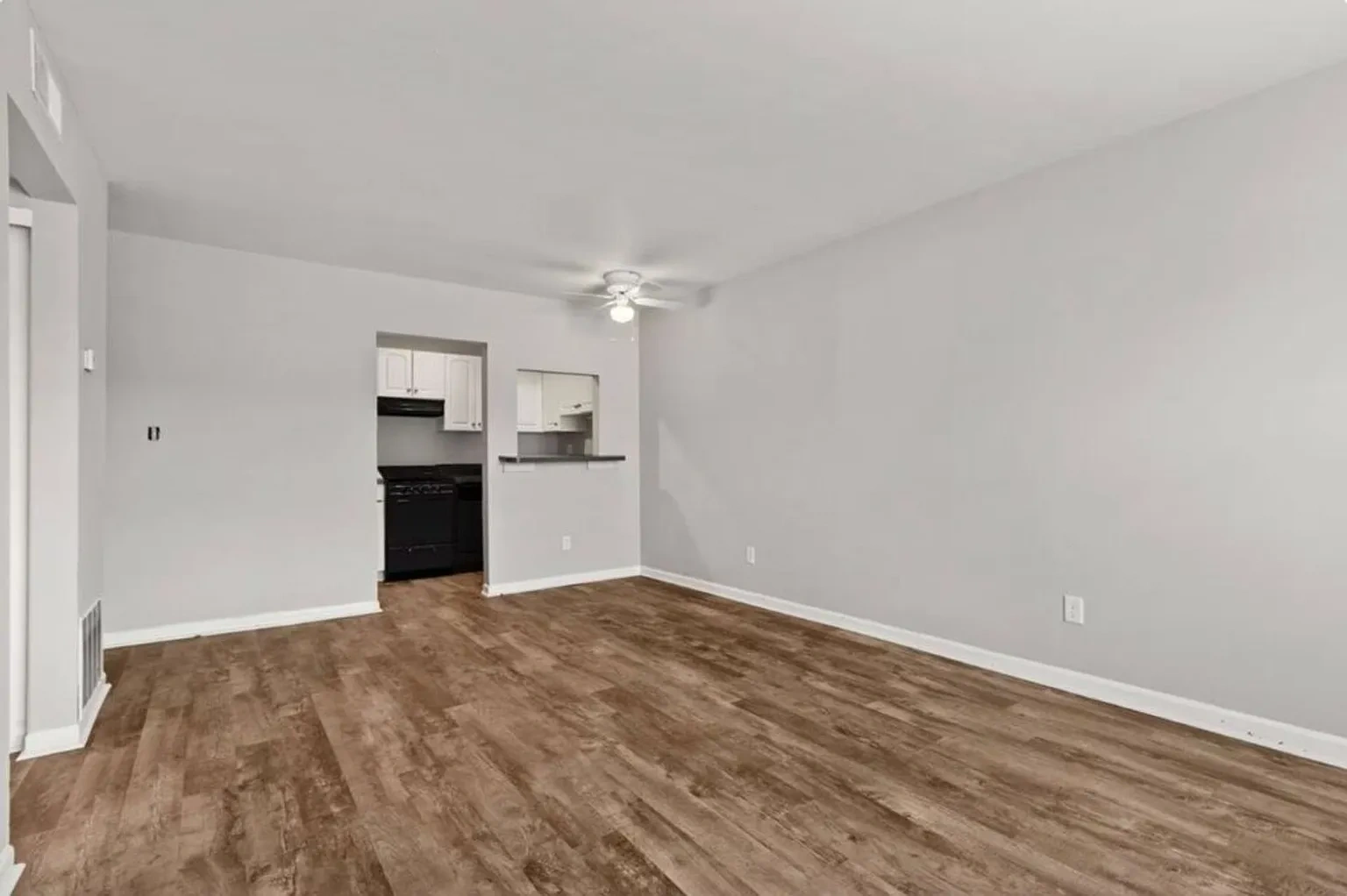 Flats on Tamarack – photo 5