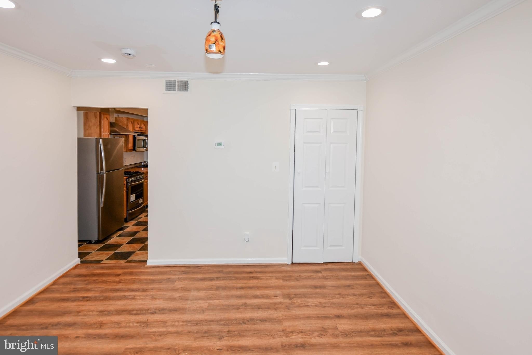 1729 Gales Pl NE – photo 3