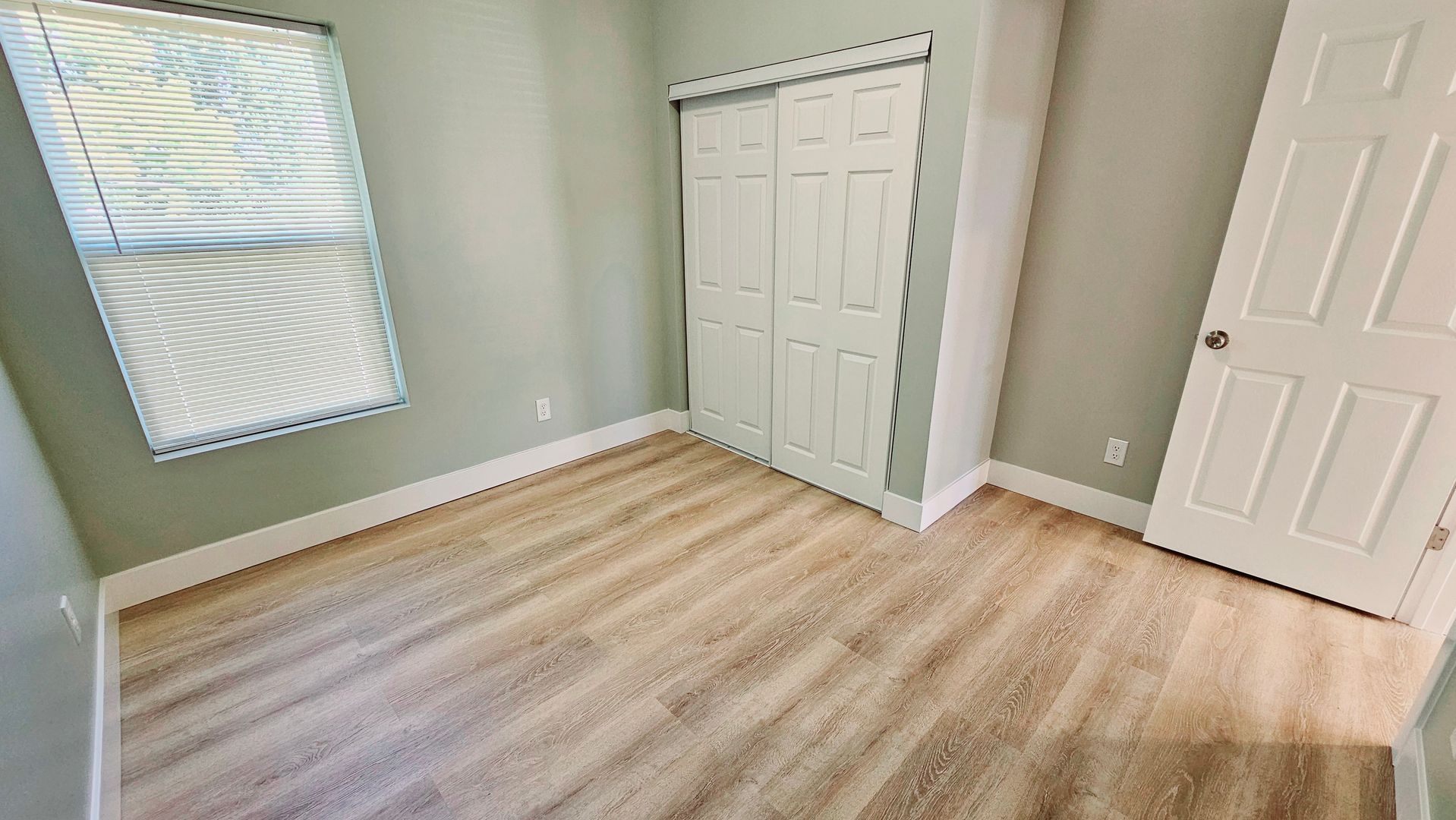 301 W 4th St unit 309 W 4th St – photo 3