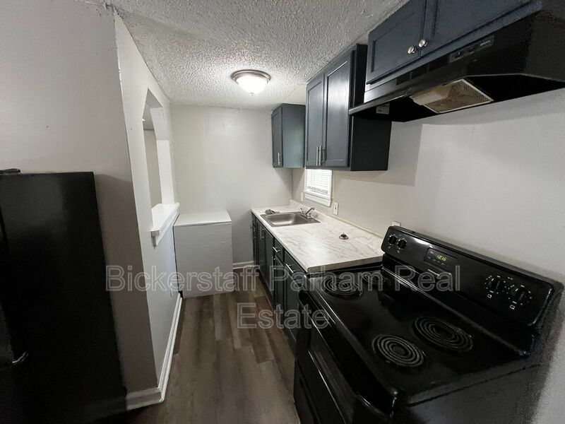 824 Winston Rd unit A – photo 5