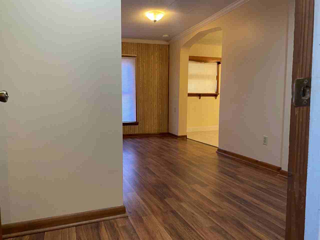 146 Main St unit 6 – photo 2