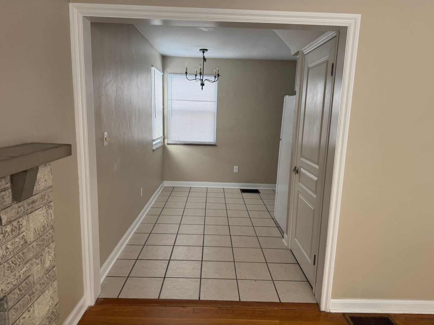 2478 Swansea Rd – photo 4