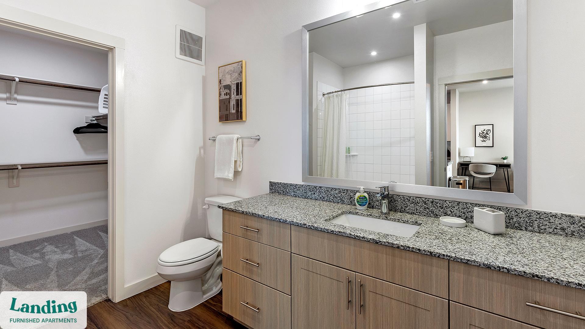 255 Williamsburg Pkwy unit F301 – photo 3