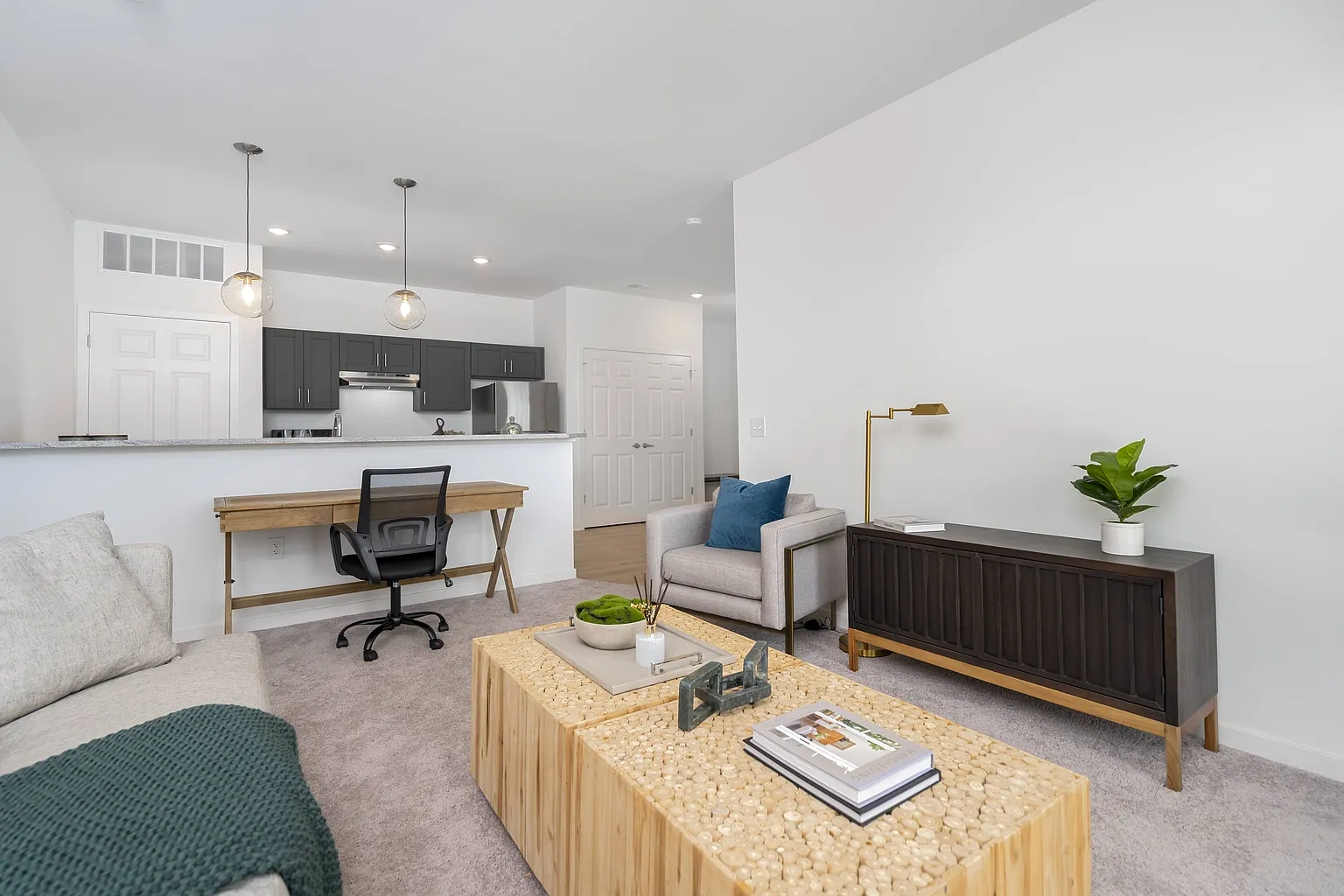 Flats at Powell – photo 4