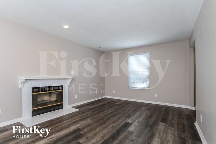 215 Rachel Ln – photo 3