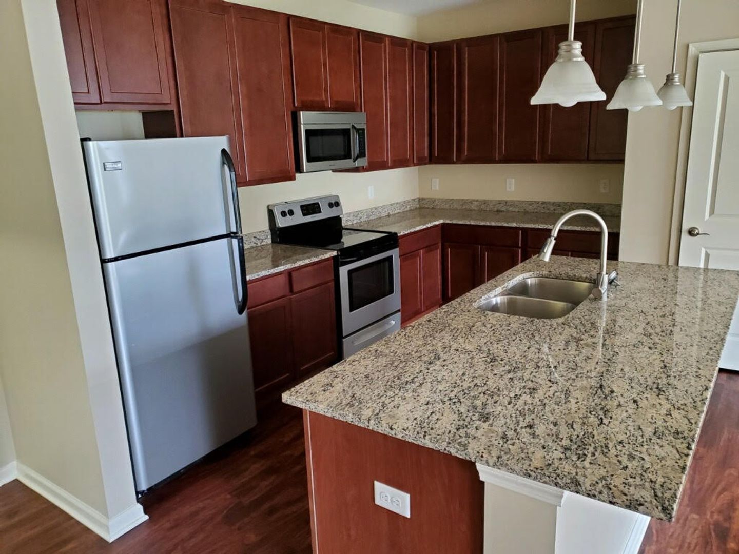 110 S 2nd St unit LOV-1303 – photo 2