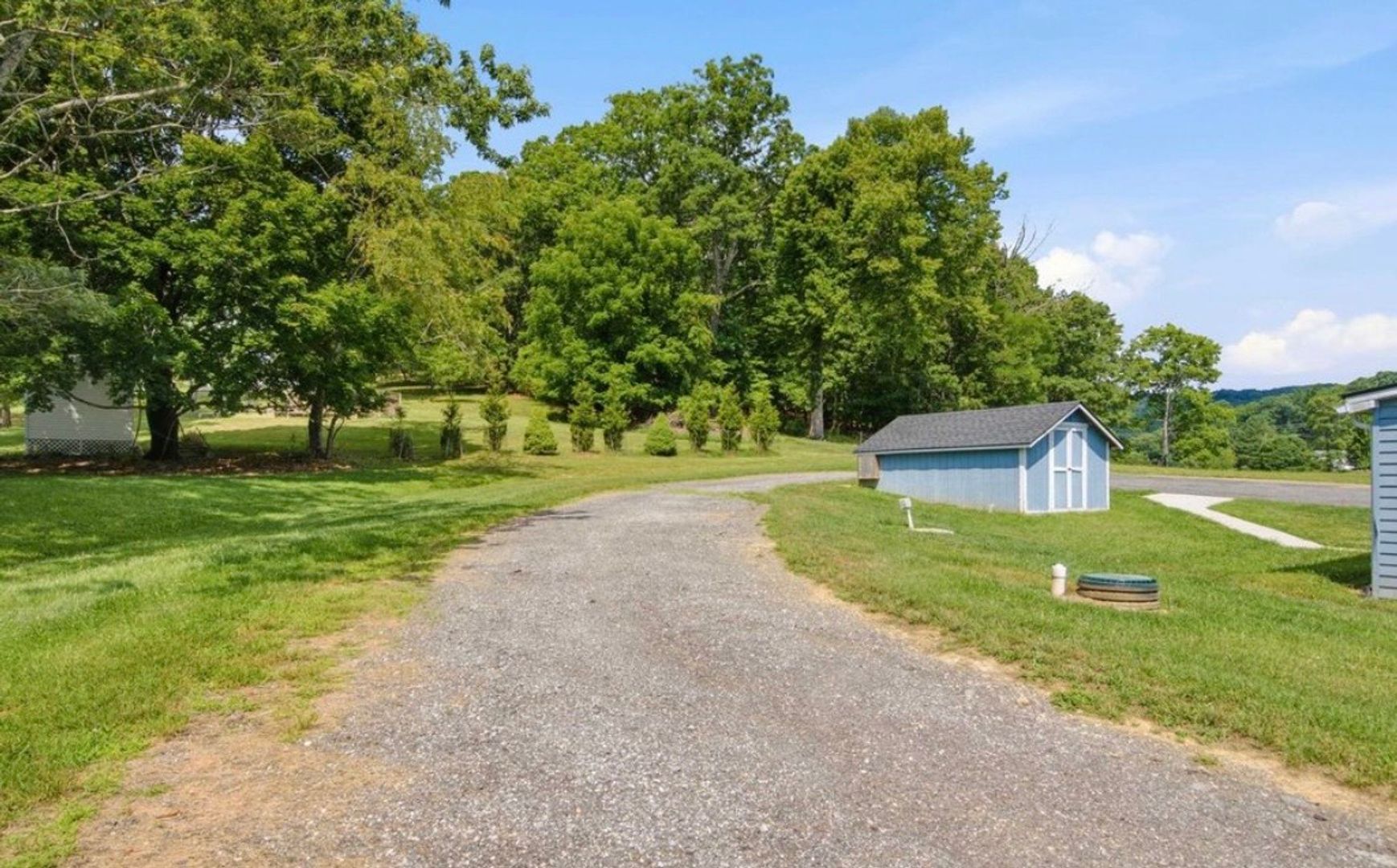 1752 Mt Tabor Rd – photo 4