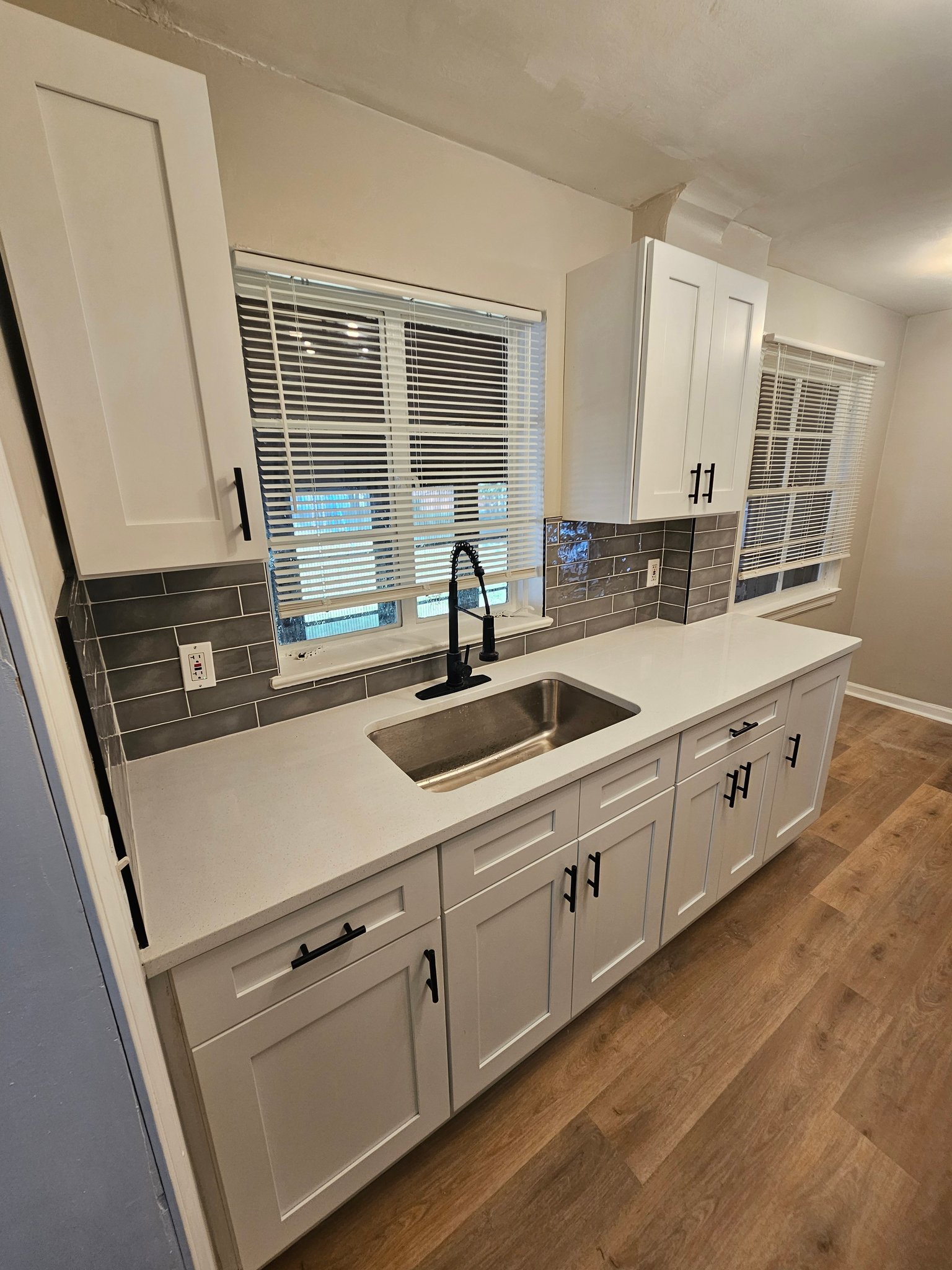 5635 South Blvd – photo 4
