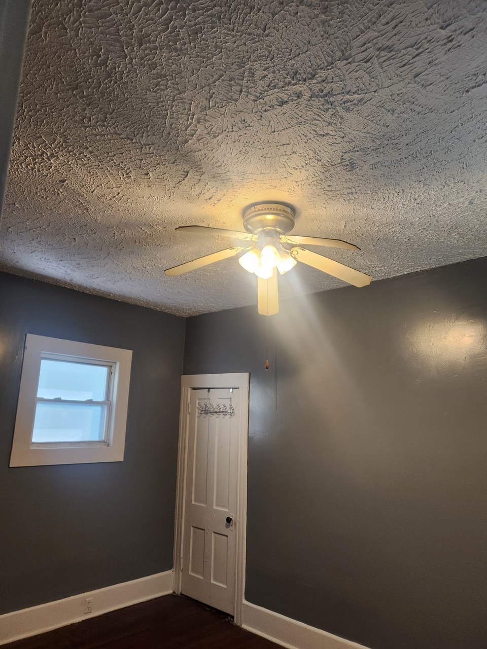 4823 Ebersole Ave – photo 1