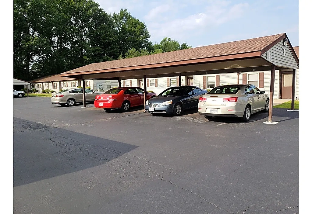 Newton Village Commons – photo 2