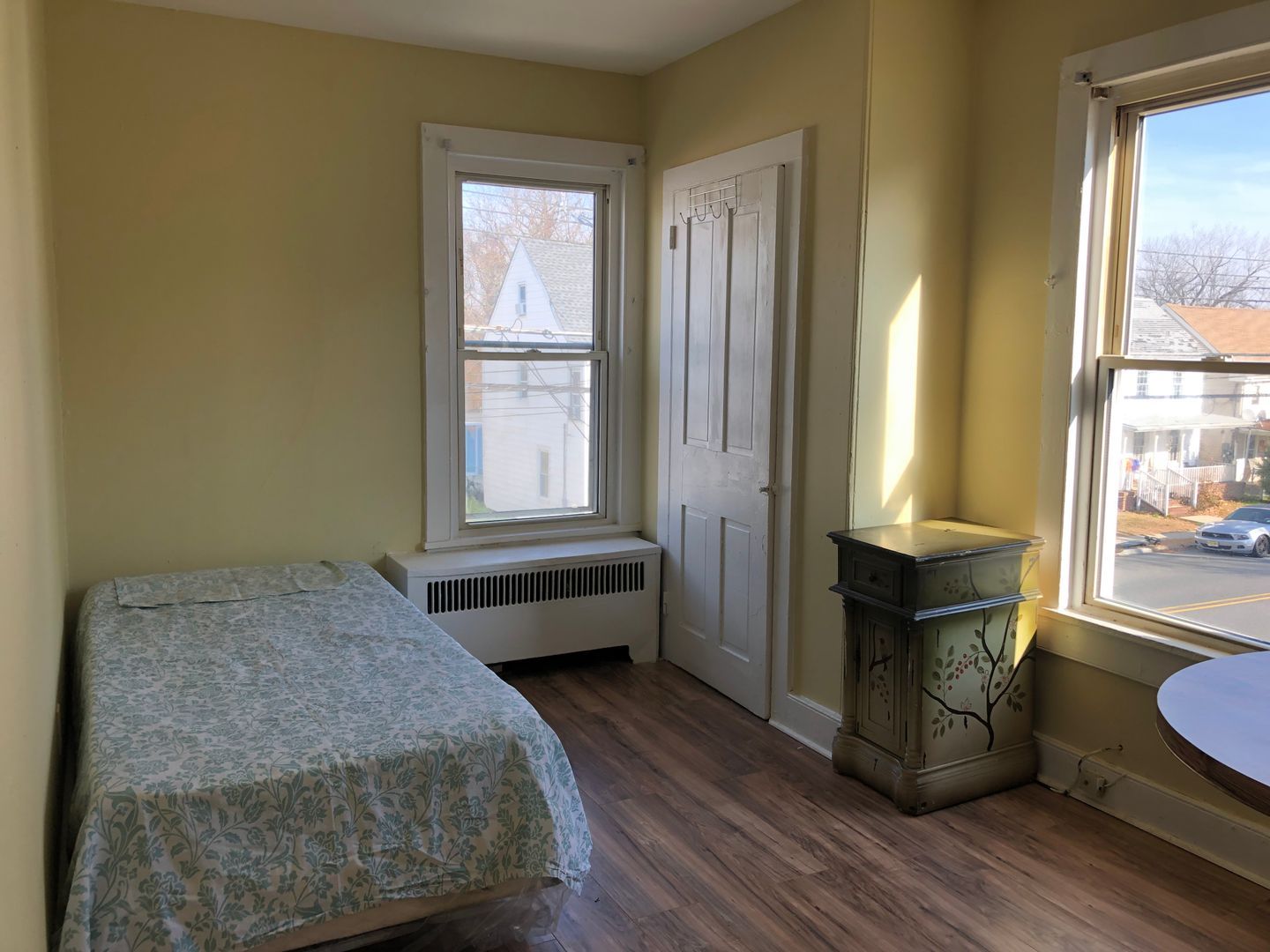38 W Main St unit Room 2 – photo 2