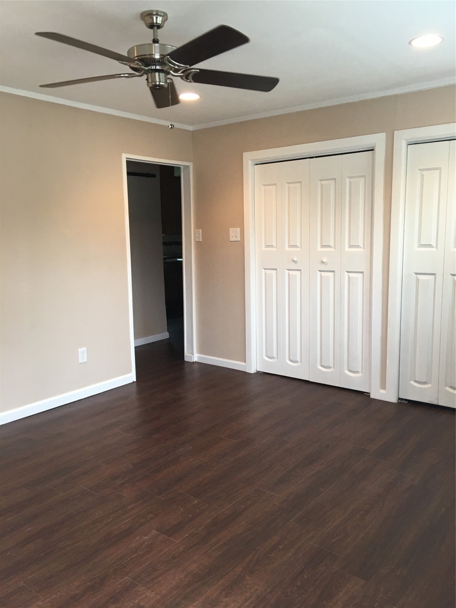 509 S Fannin St – photo 2