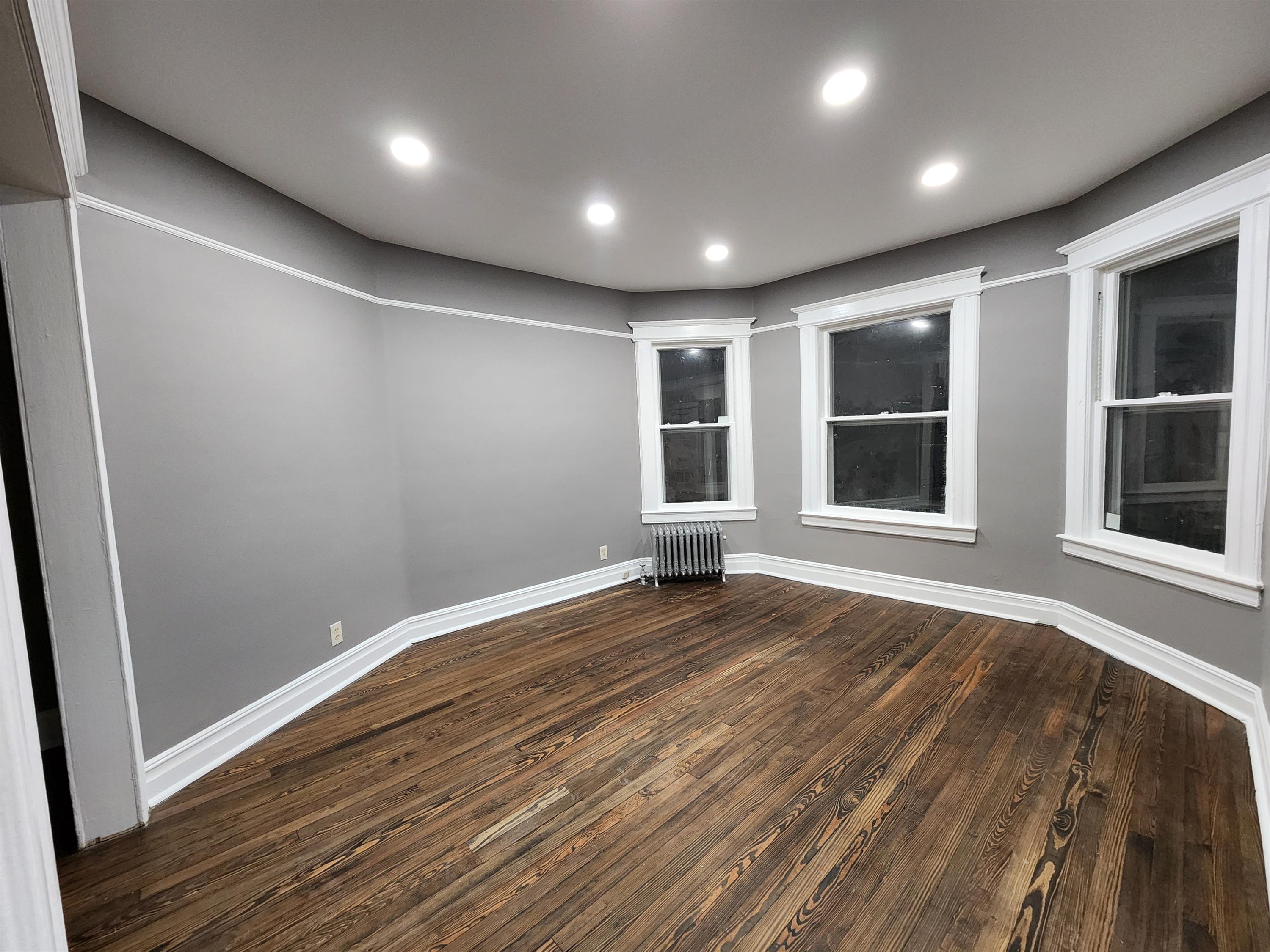 22 Davis Ave unit 1 – photo 1