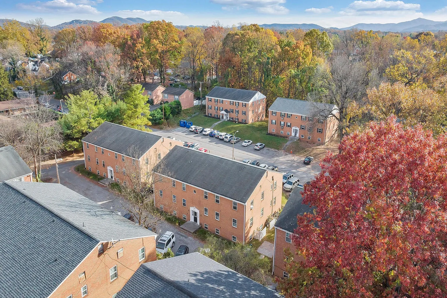 Grandin Greenway Apartments – photo 2