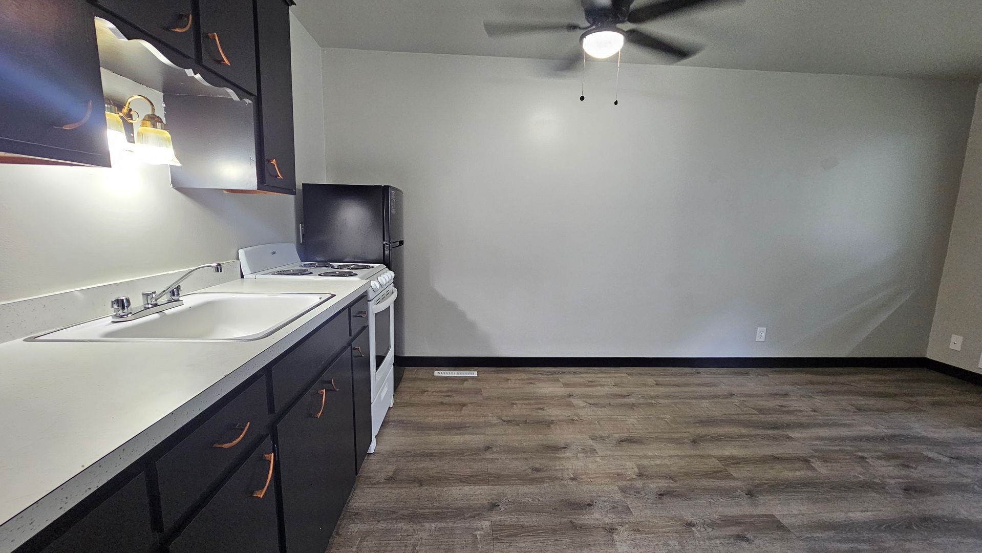 126 Poplar St unit #4 – photo 3