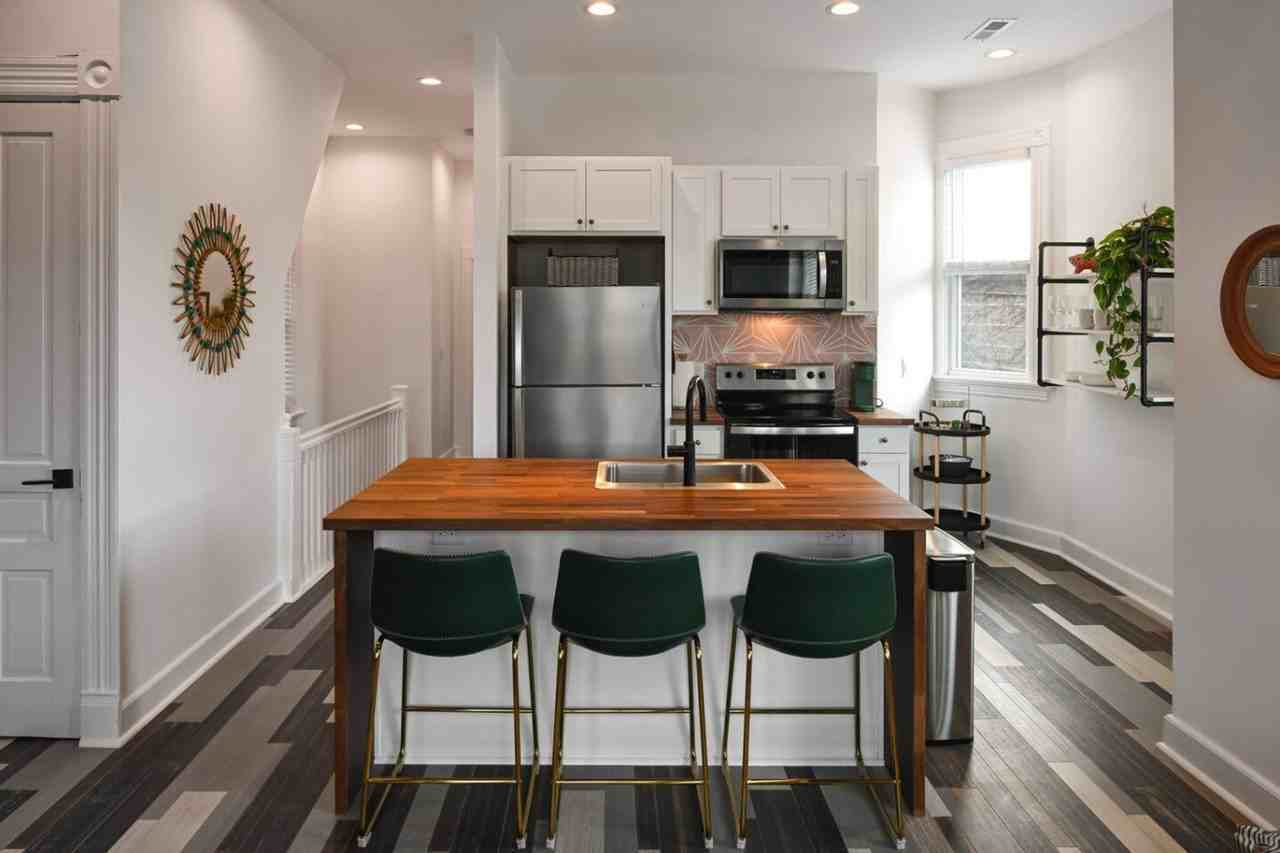 2710 Woodburn Ave unit 1549782P – photo 4
