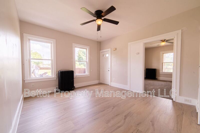 414 W Park Ave unit 3 – photo 4