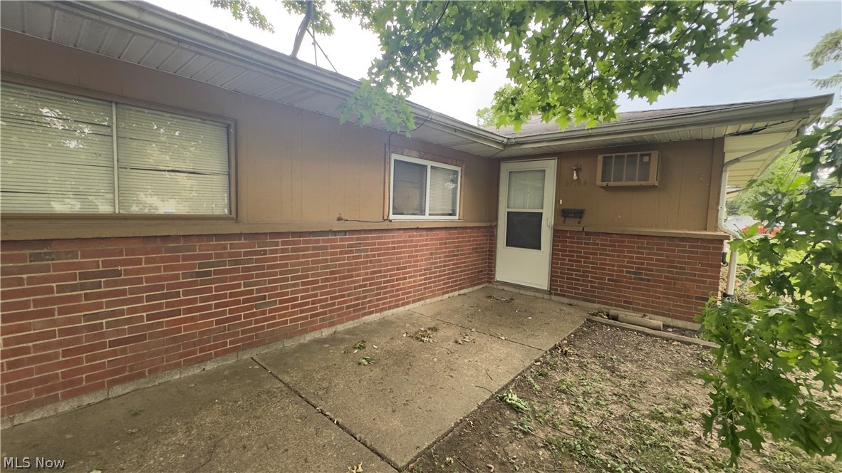 3016 Northgate Ave unit 1/2 – photo 2