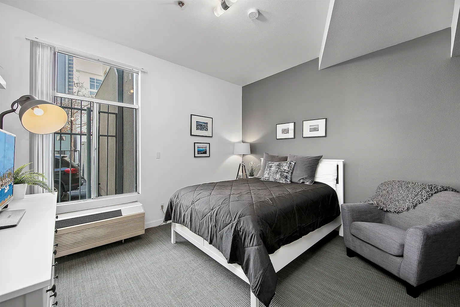 J Street Flats – photo 3