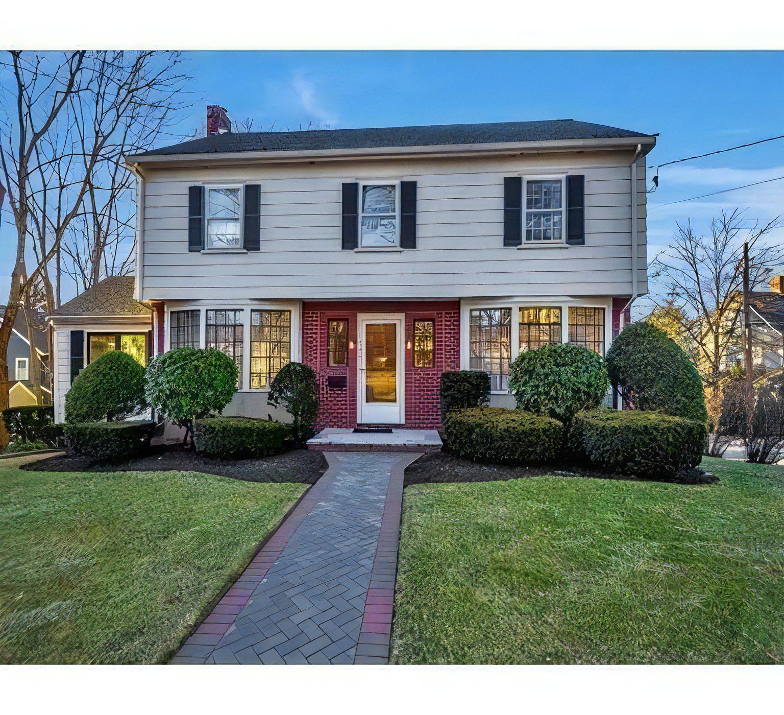 111 Highland Ave – photo 1