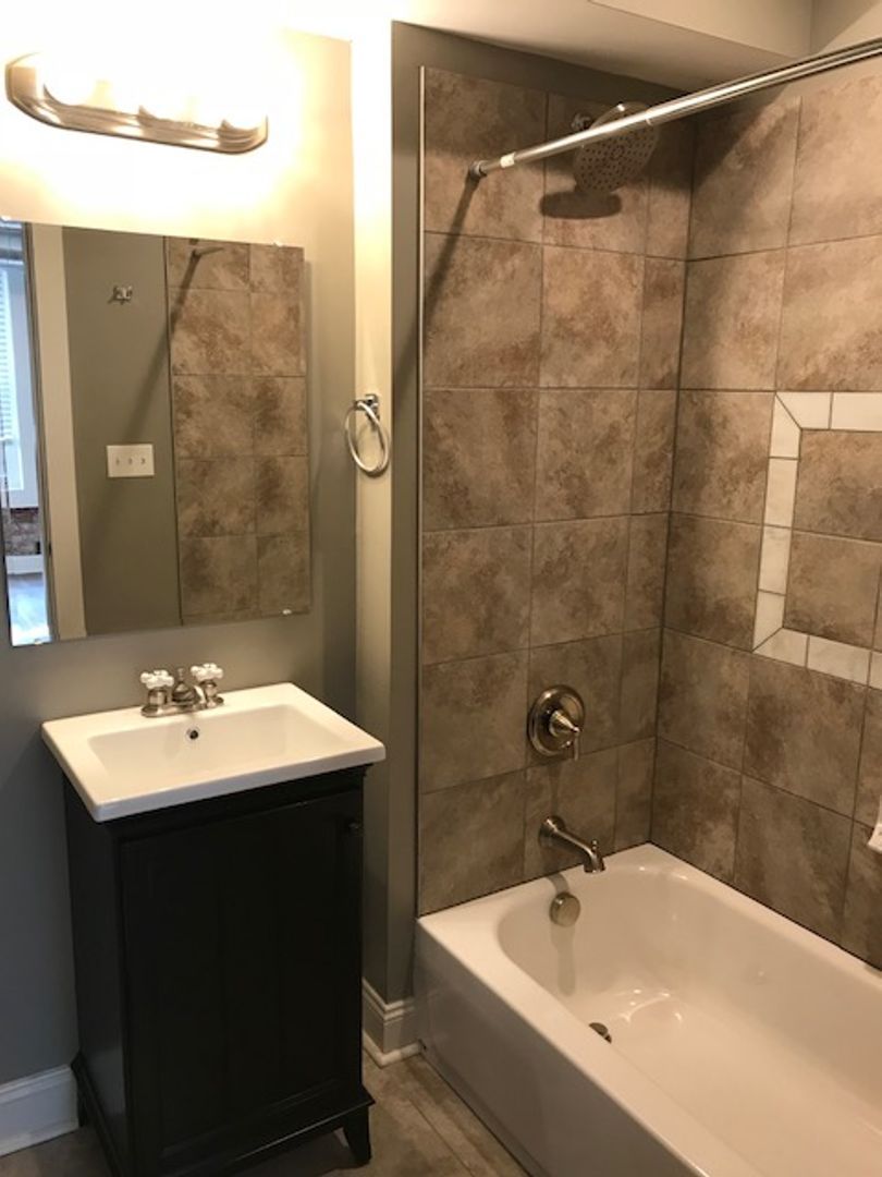5821 E Liberty Blvd unit Apt. #6 – photo 3