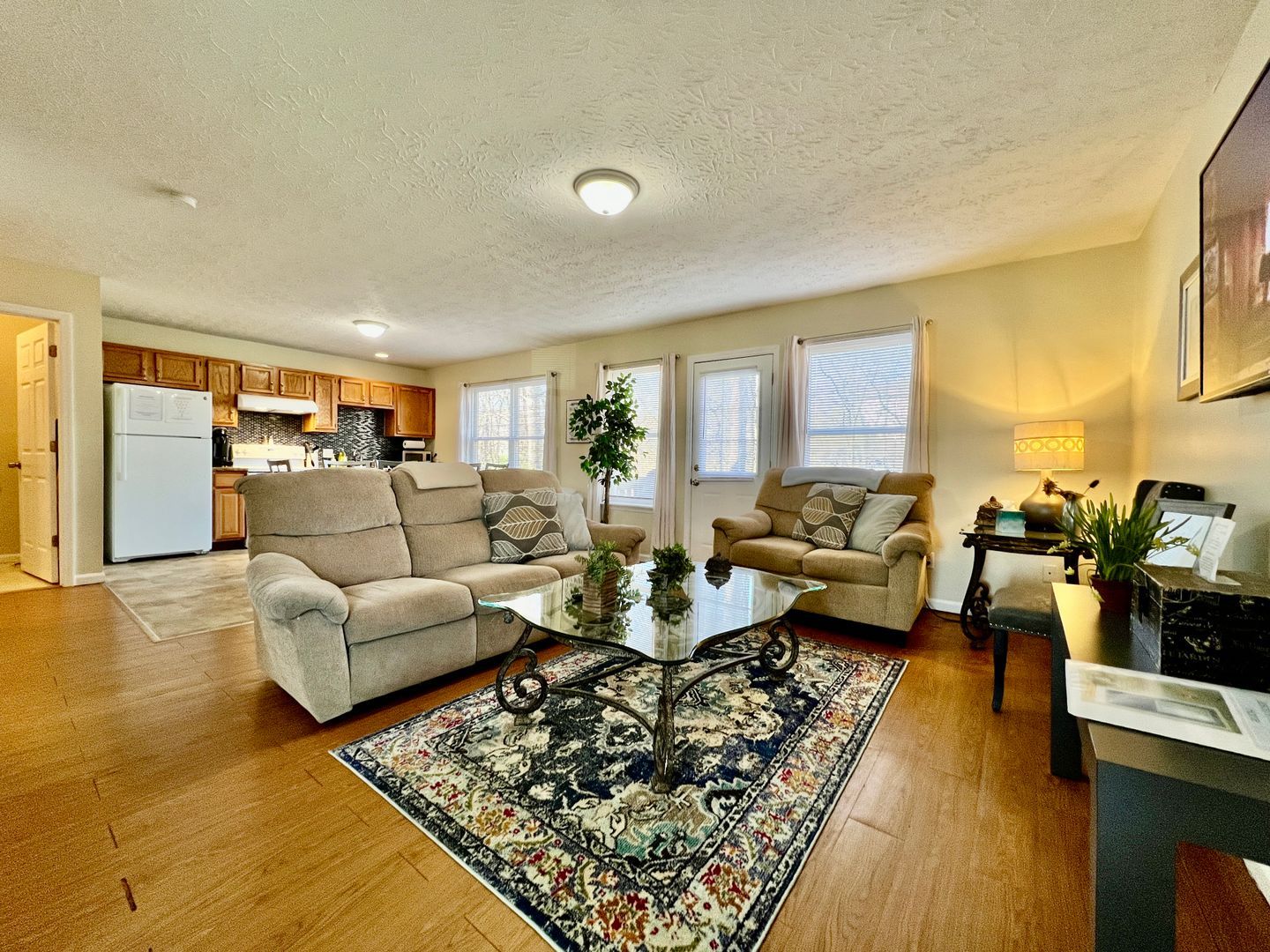 260 Overbrook Ct – photo 2