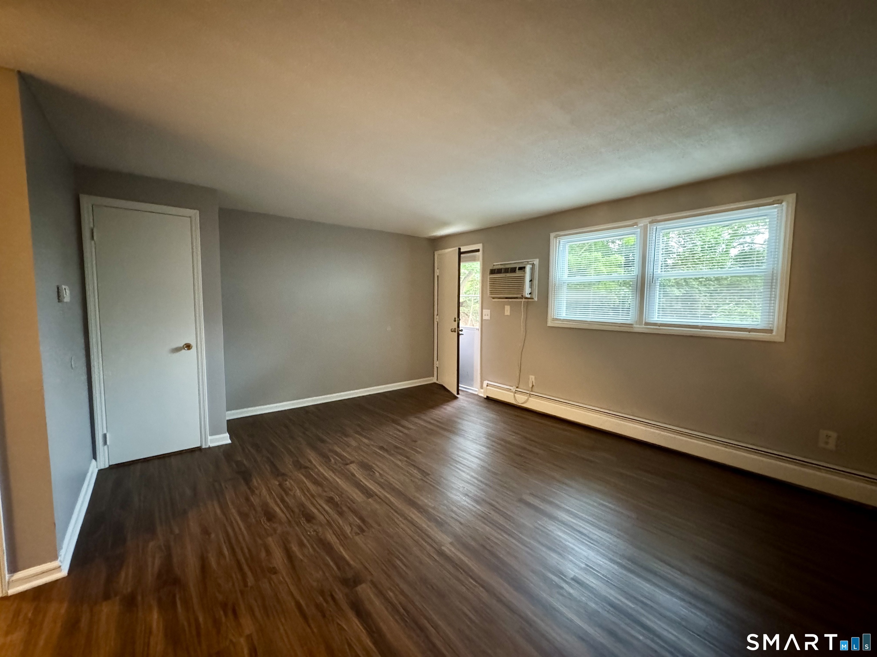 1370 Highland Ave unit 11 – photo 4