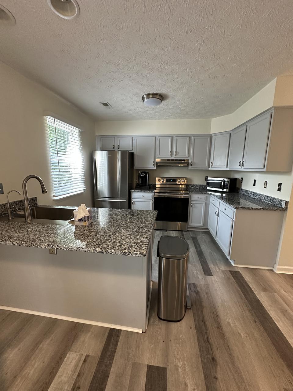 9 Fountain Dr – photo 5