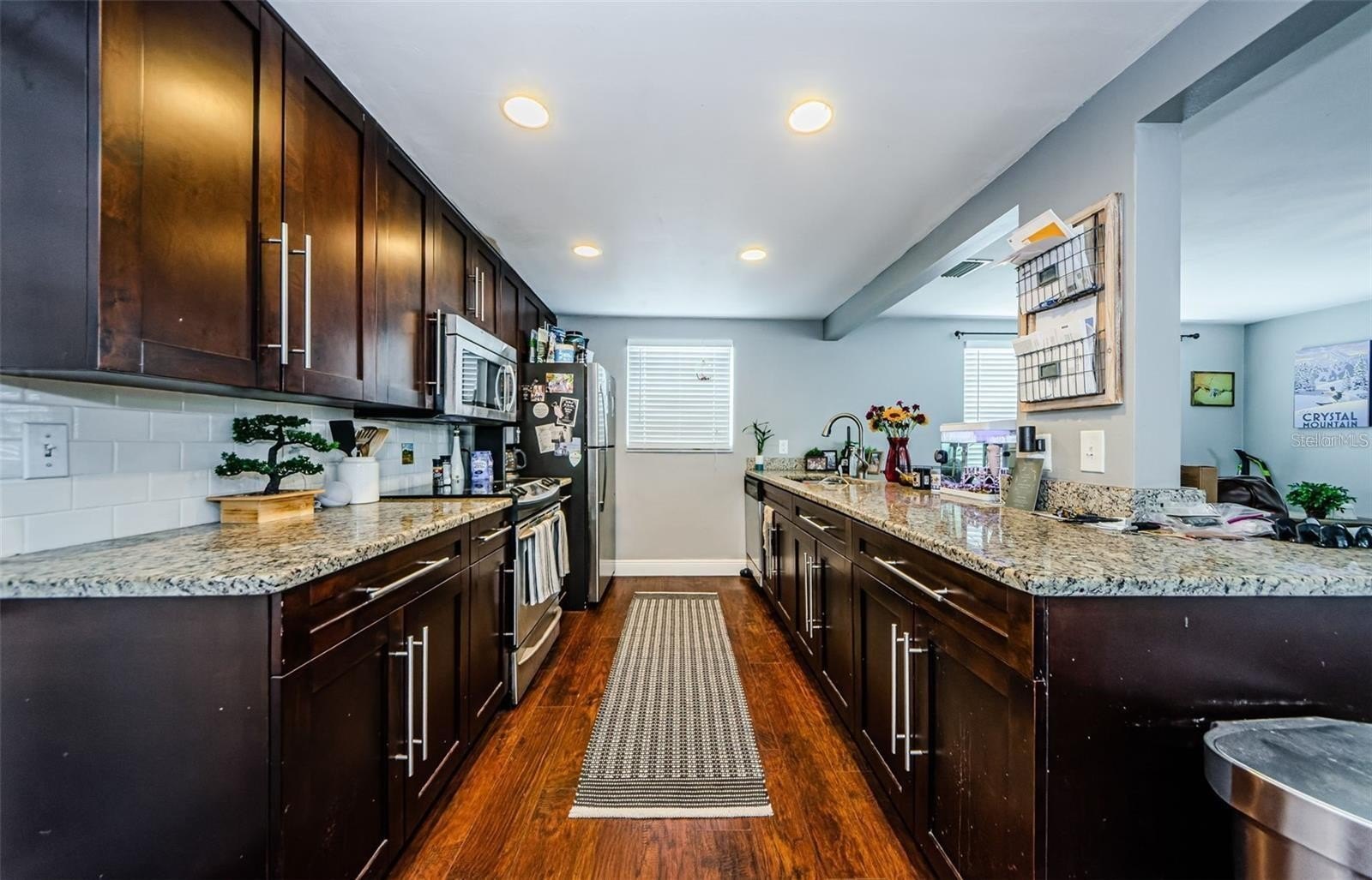 5915 Otis Dr – photo 3