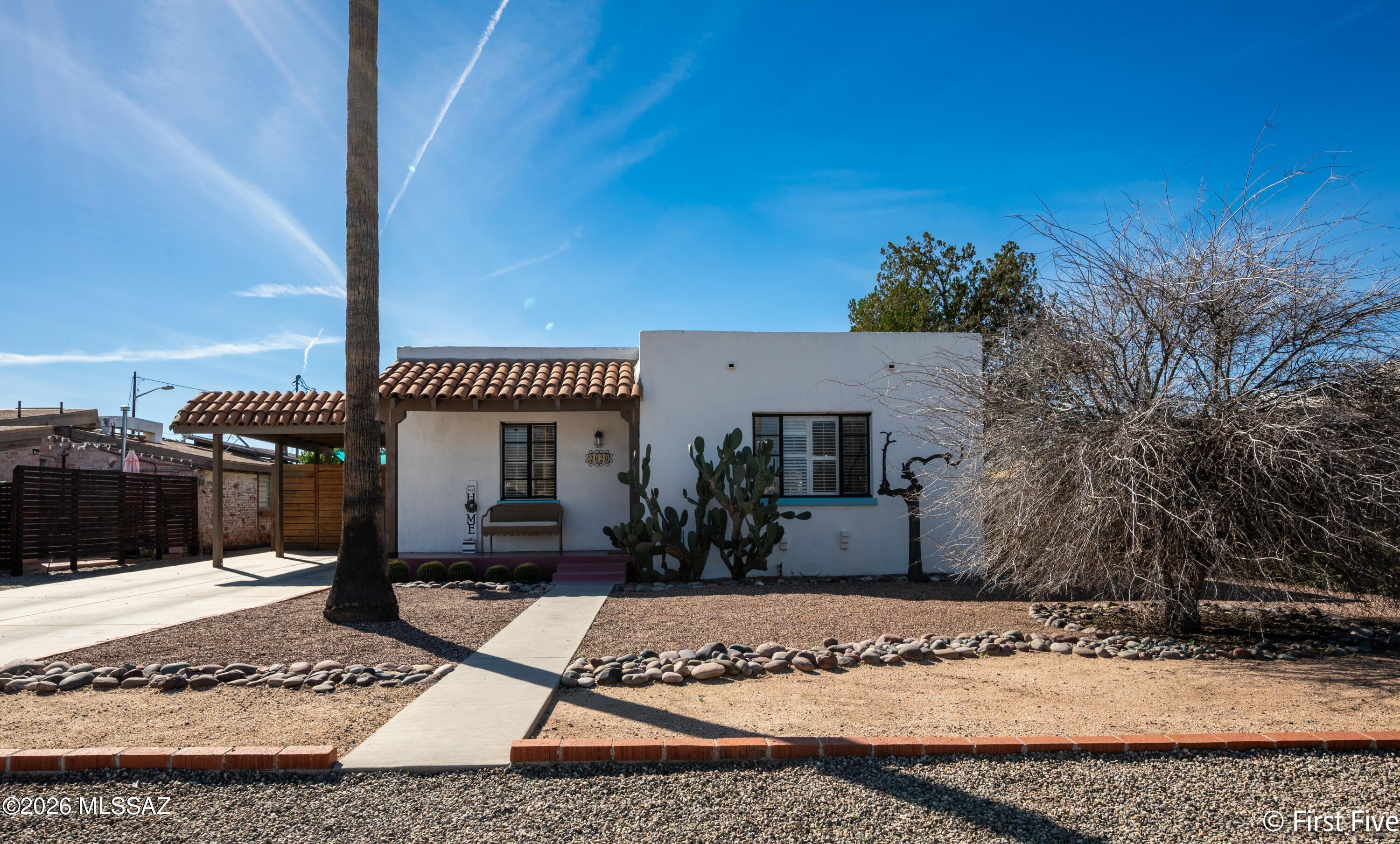 2620 E Lee St – photo 1