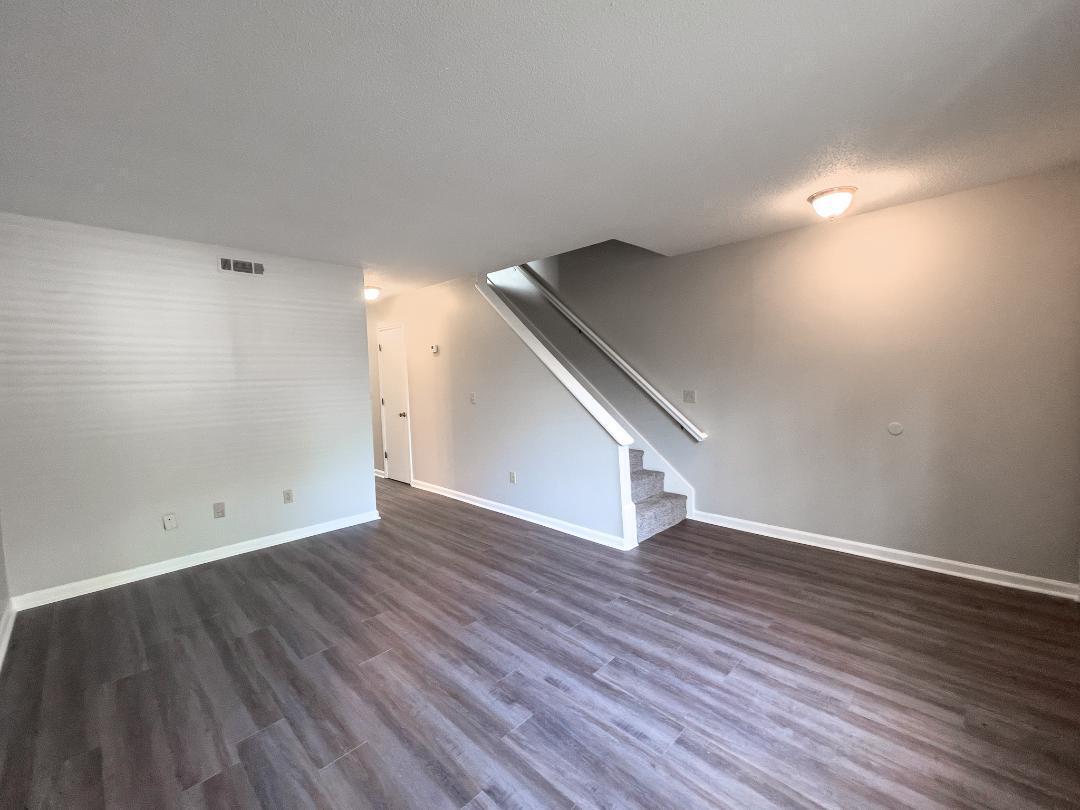 101 Timber Ln unit C – photo 2