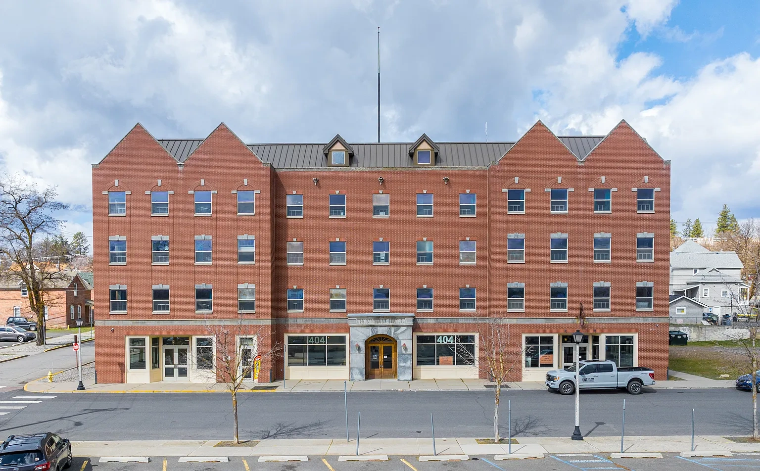 Brewster Hall – photo 2