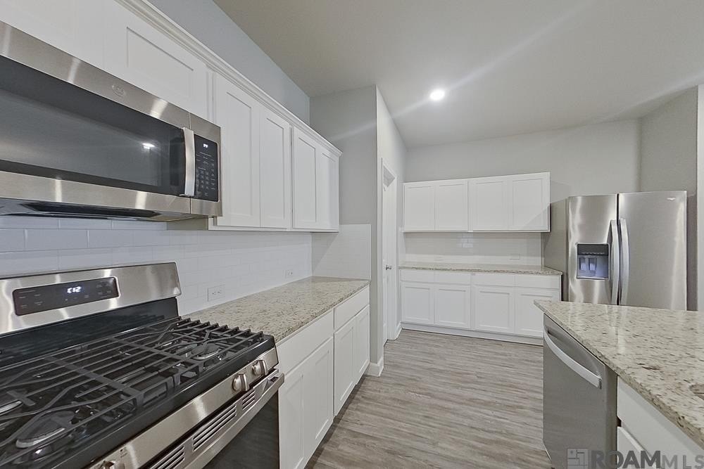 6425 Tiger Pointe Dr. – photo 4