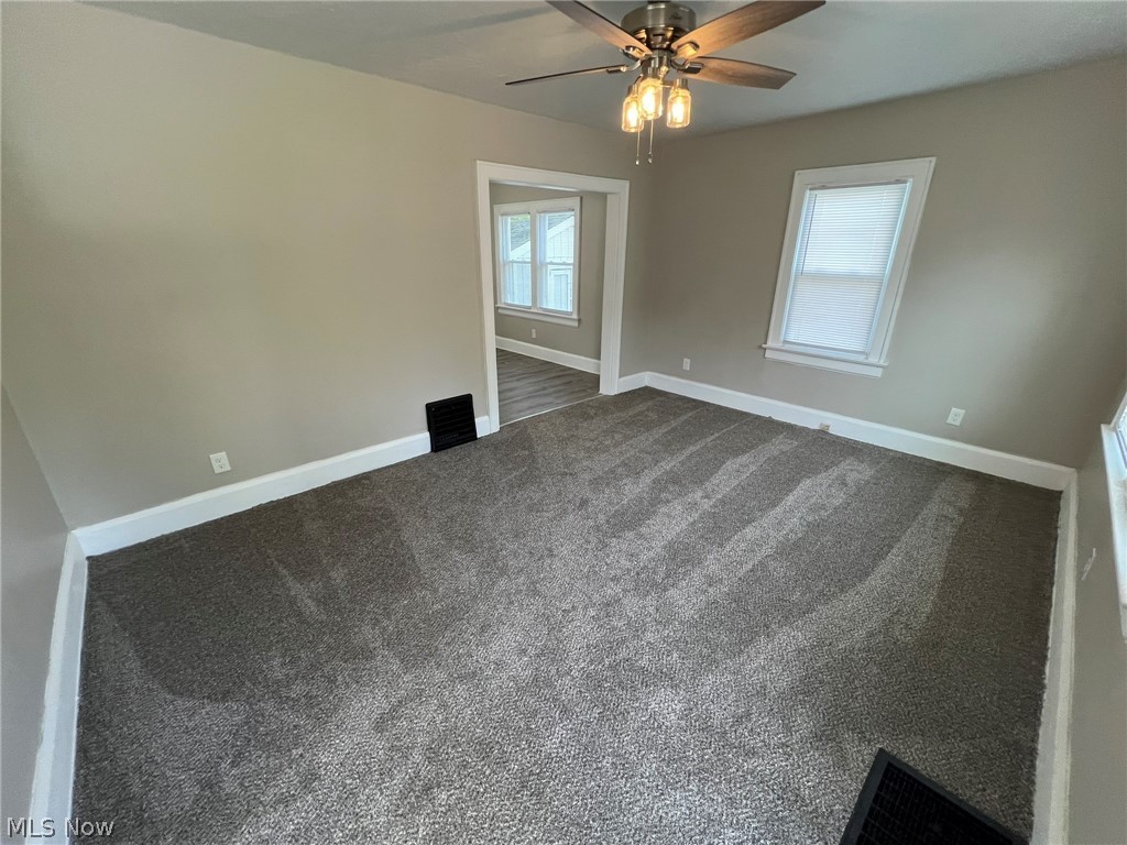 784 Rosamond Ave – photo 5