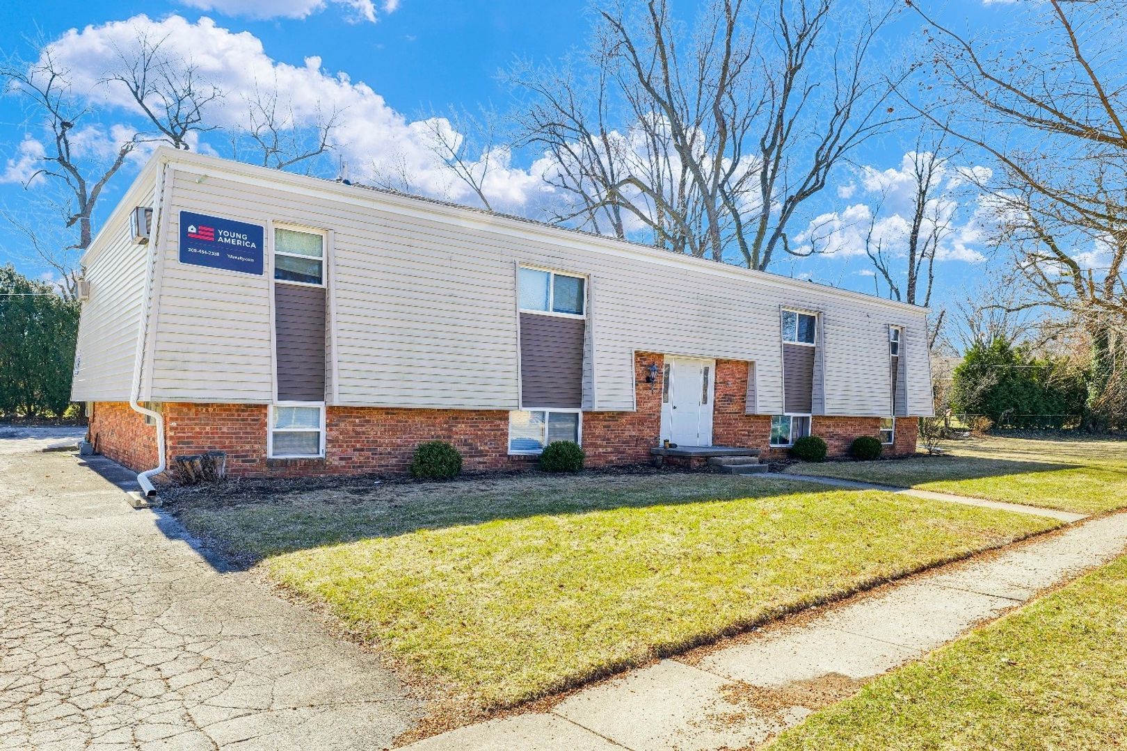 205 W Shelbourne Dr unit 5 – photo 1