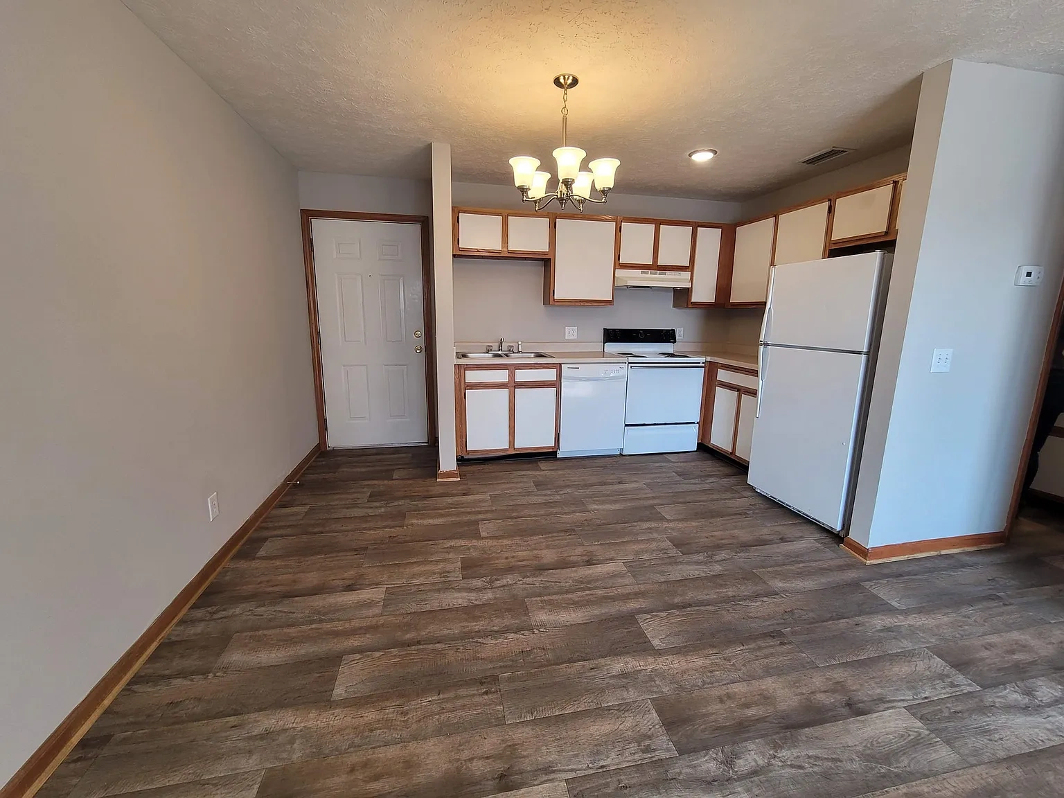 Laurel Wood Apartments – Floor plan
