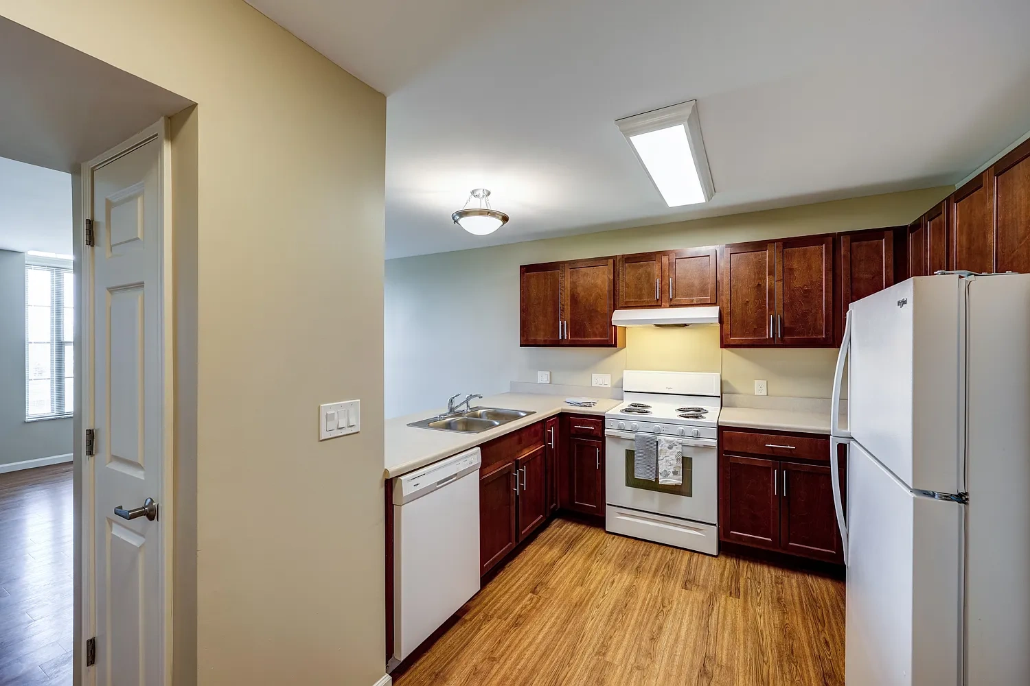 Avondale 55+ Apartments – photo 3
