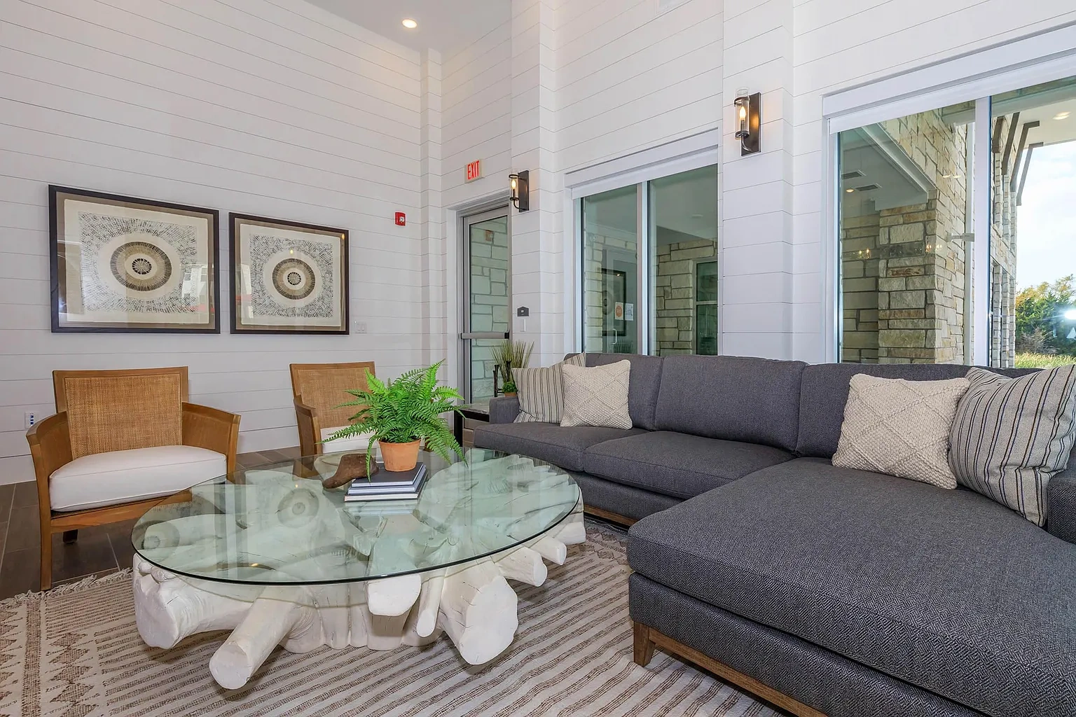Luxia Rockwall Downes – photo 5