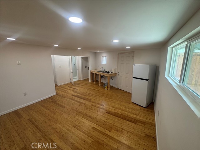 3615 N Mountain View Ave – photo 1