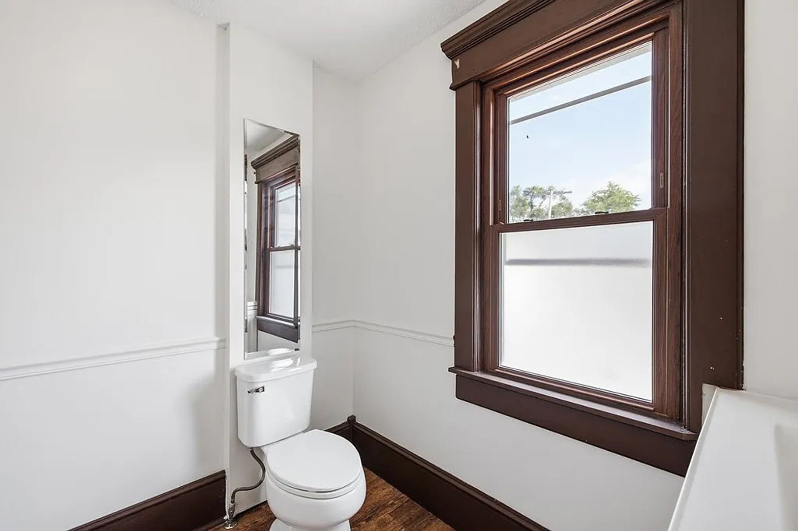 174 Marion Ave – photo 5