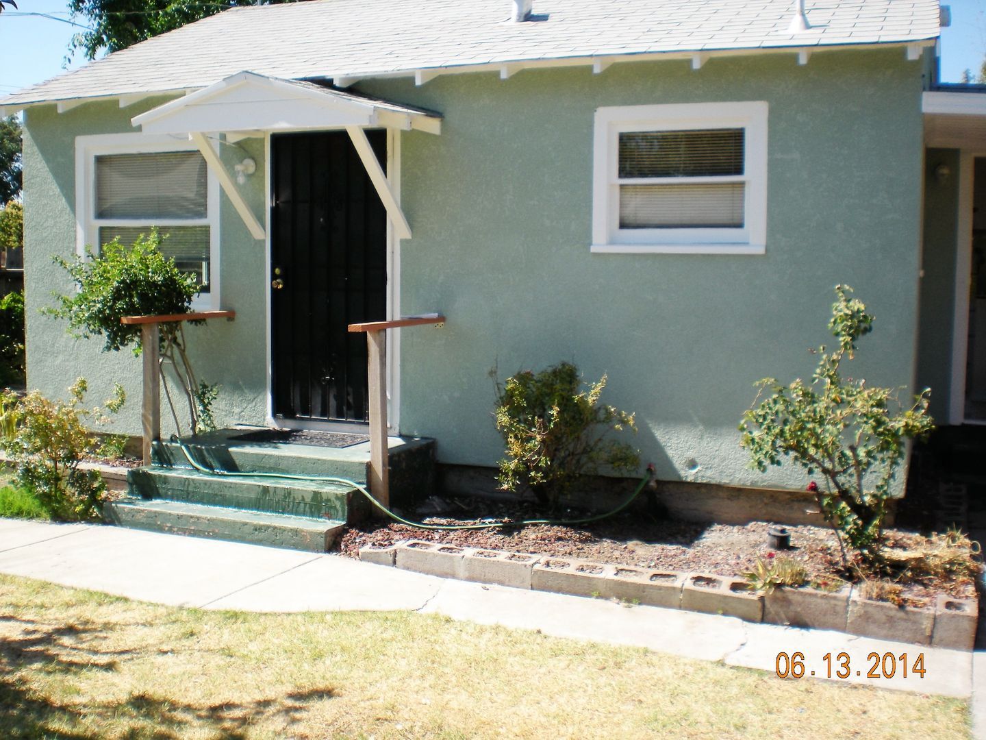 553 W Whittier Ave – photo 1