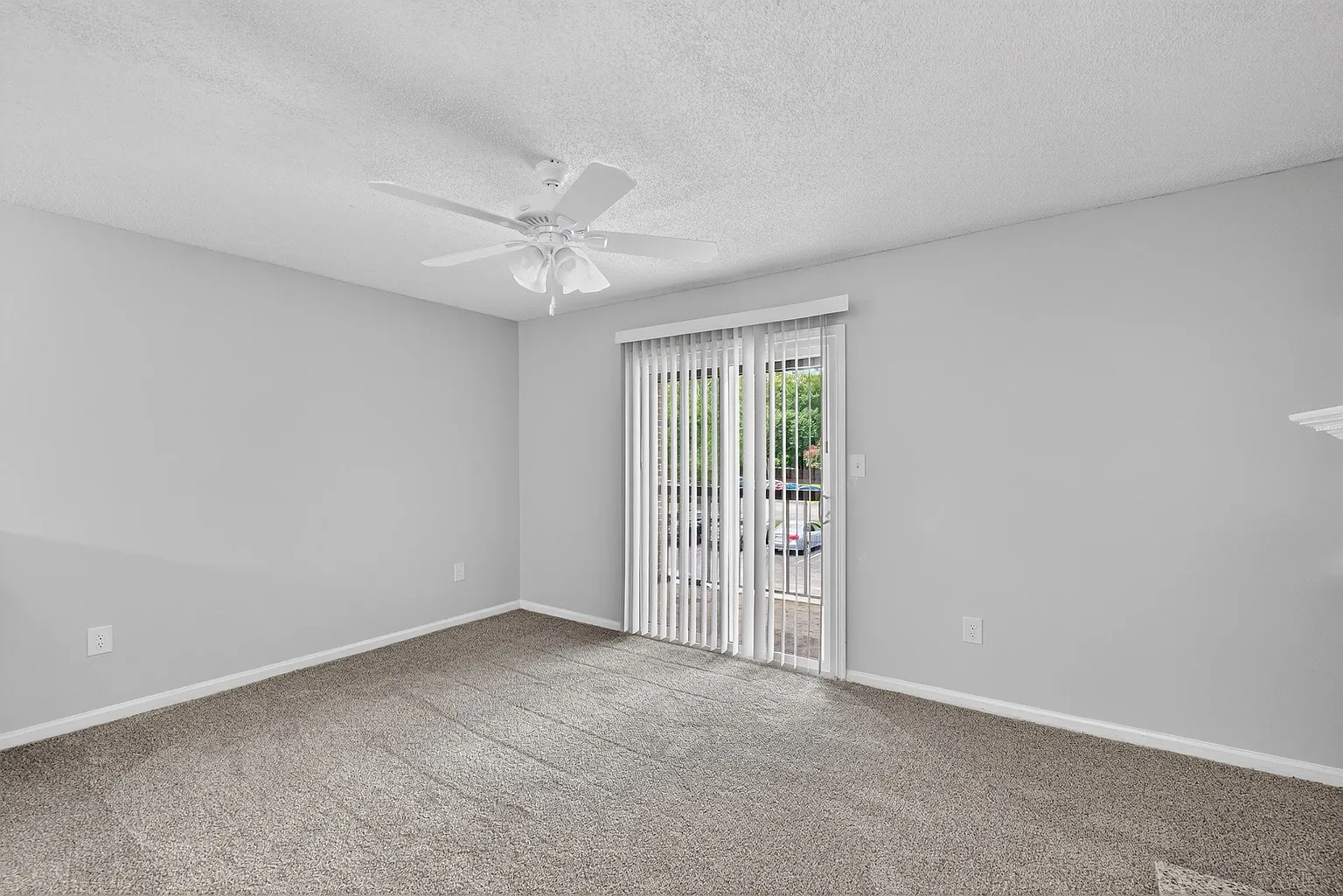 North Bluff Apartments – photo 1