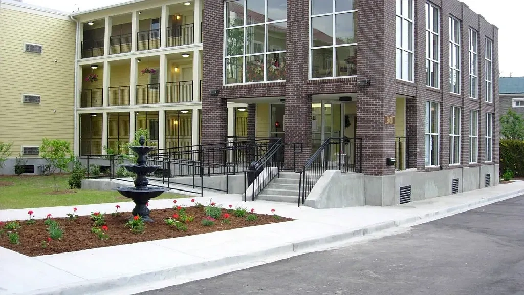 Radcliffe Manor – photo 1