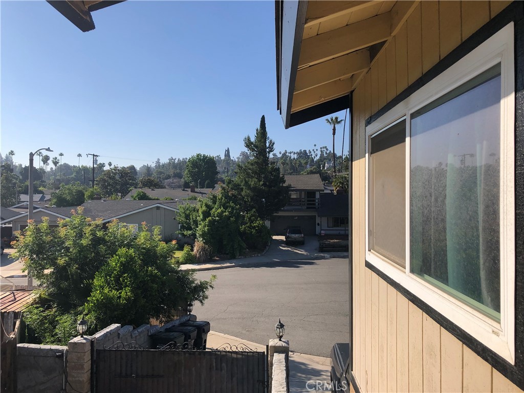 808 Orchard Dr – photo 5