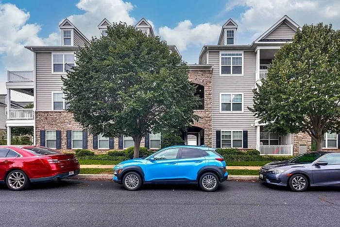 The Villas of Castleton Apartments – photo 4