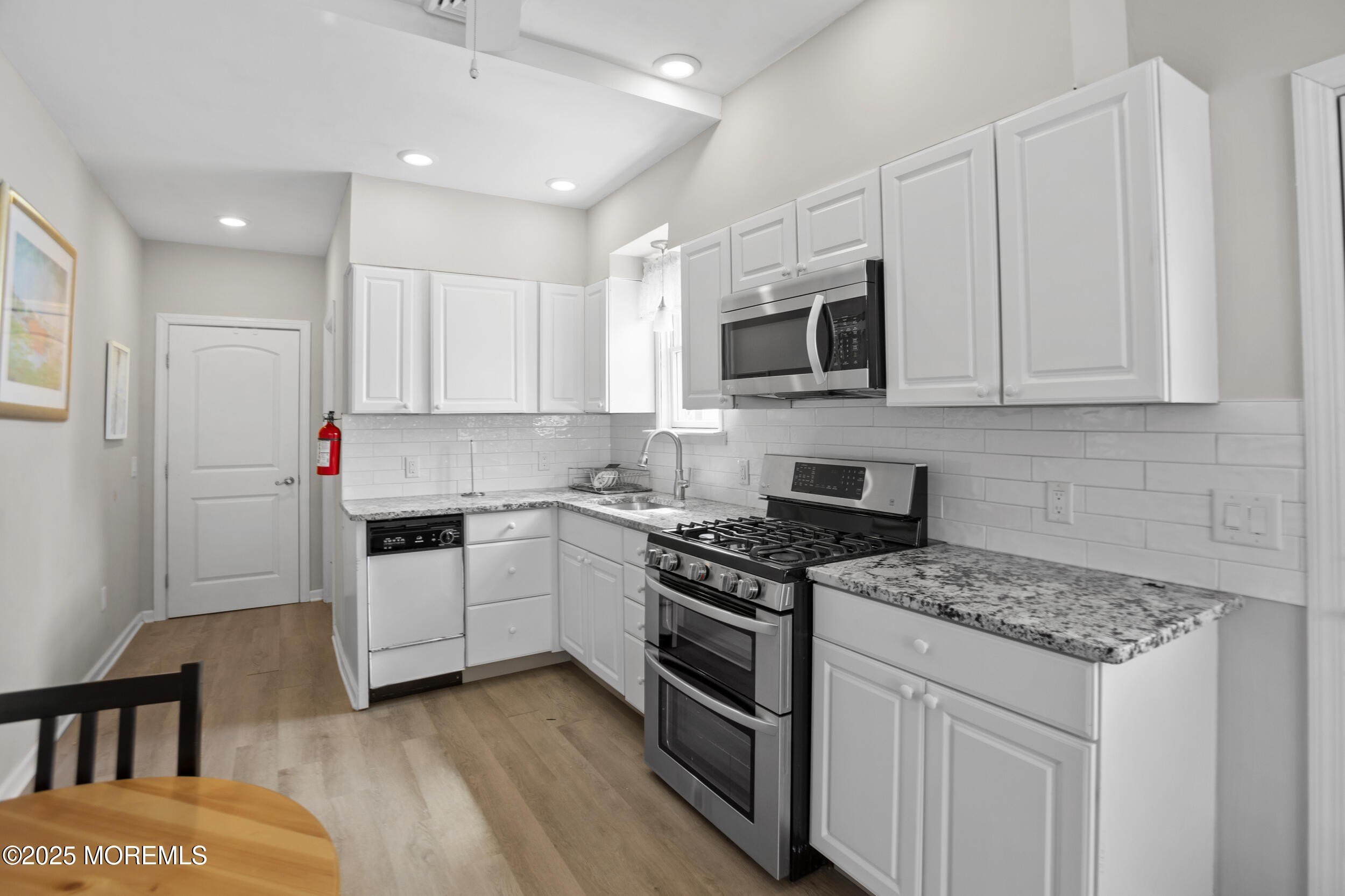 488 2nd Ave #REAR – photo 4