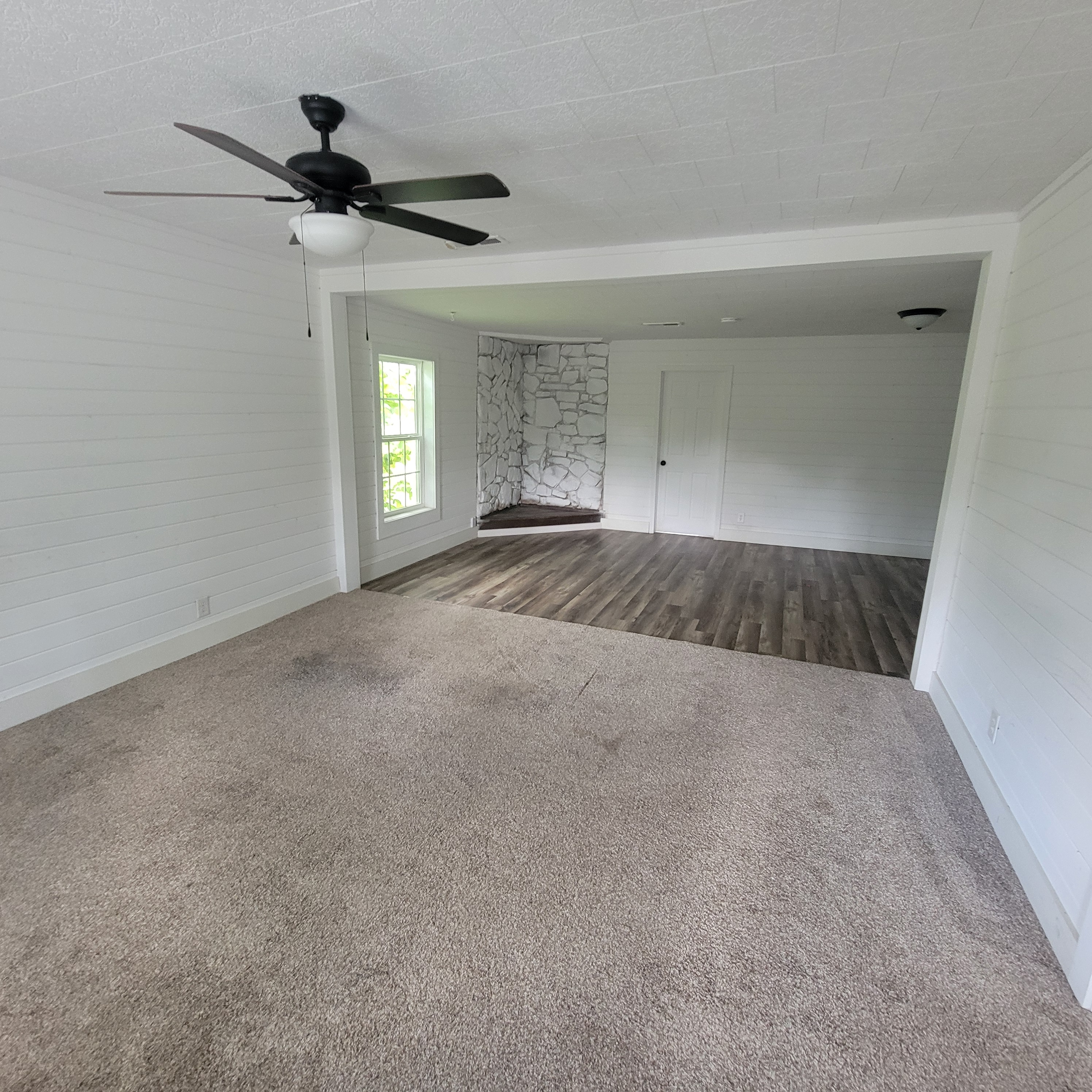 9156 Crossville Hwy – photo 2