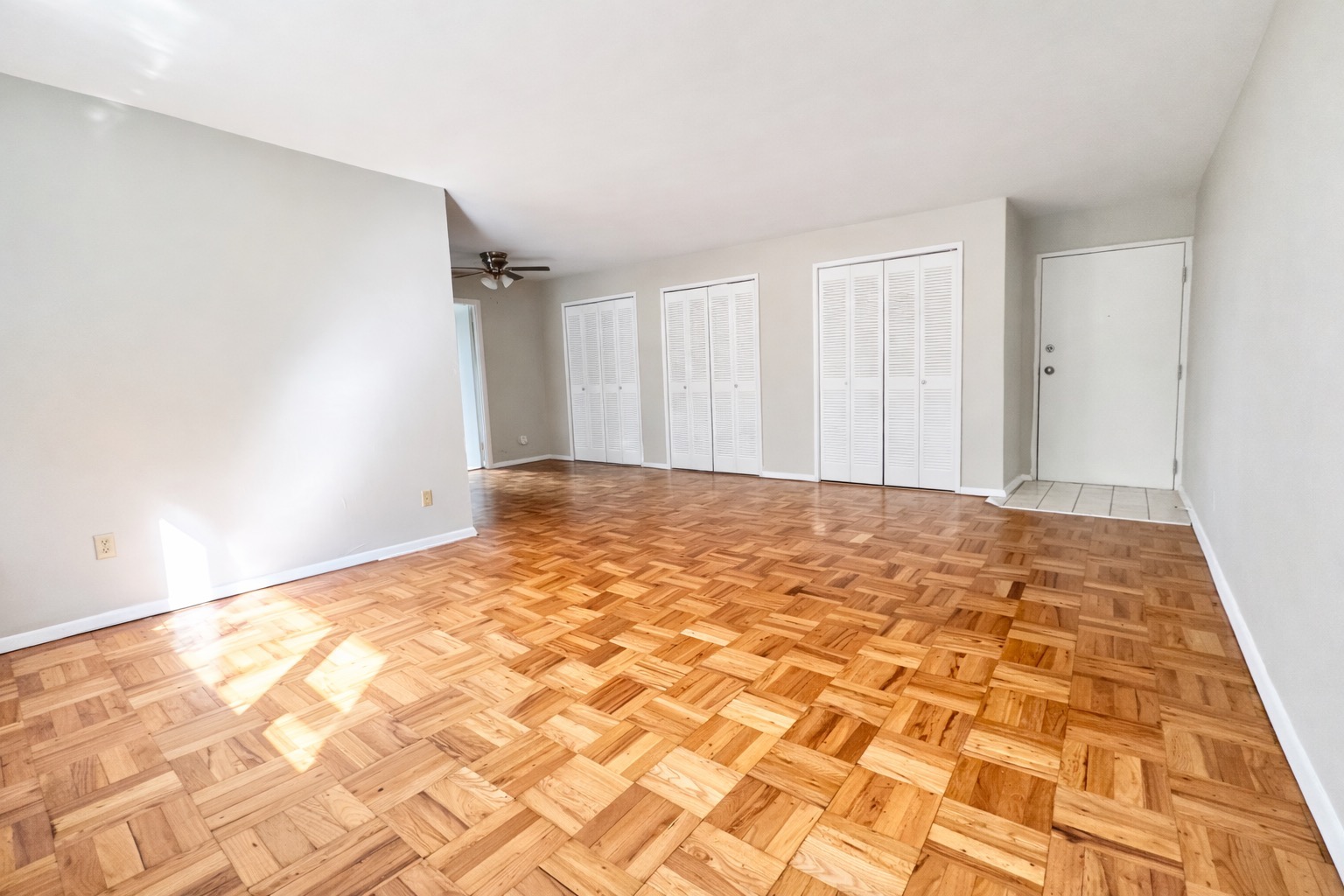 411 McKnight Cir – photo 2