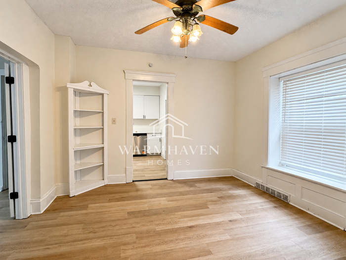 212 Gale St – photo 5