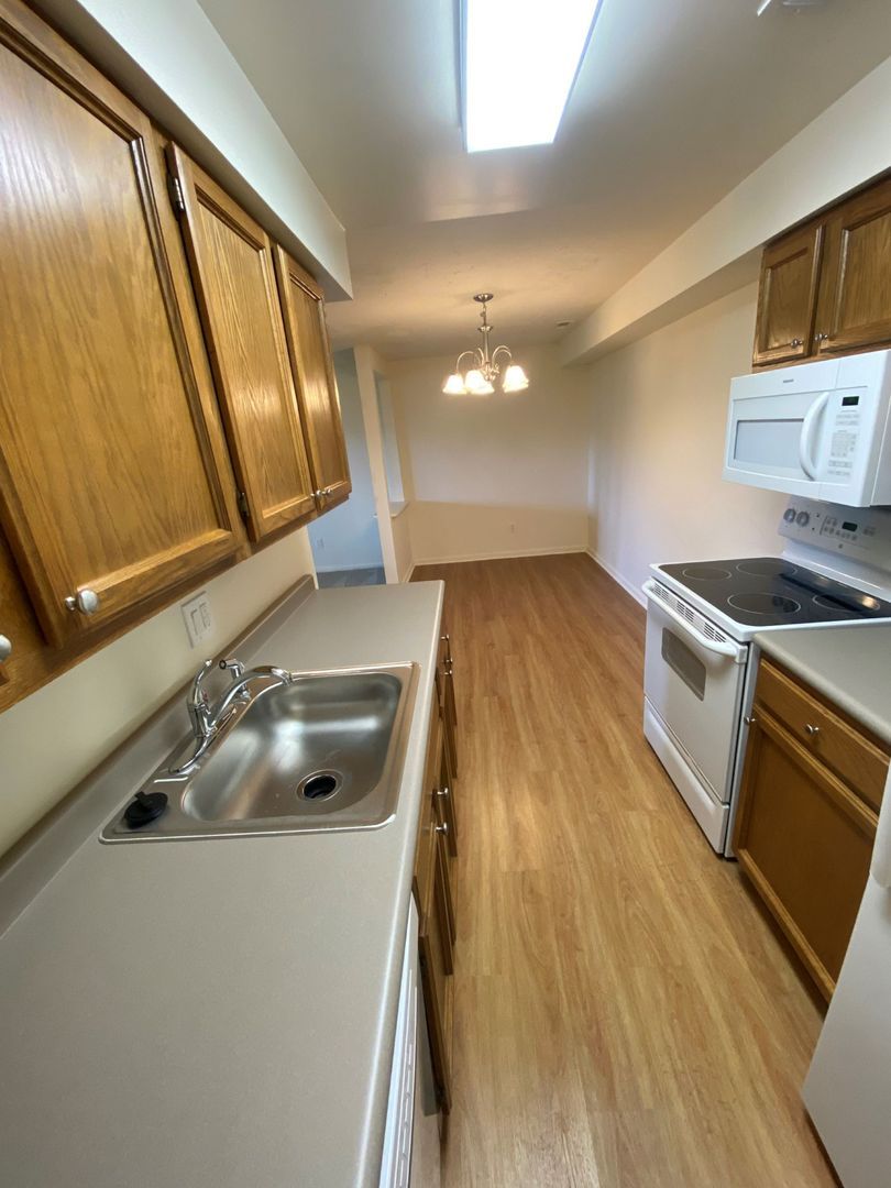 300 Valley Heights Dr unit 149F – photo 1